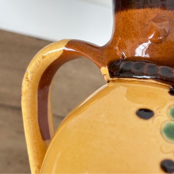Vinatge Hungarian Miska Folk Art Pottery Wine Jug - Picture 12 of 17